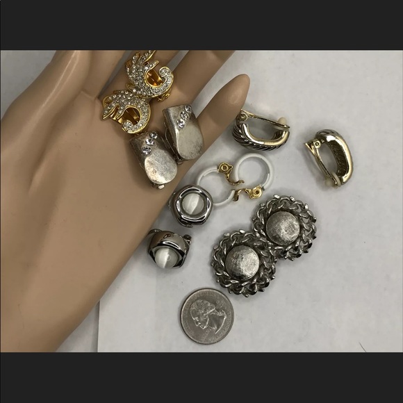 Vintage Clip On Earrings bundle 6 Pairs All good - Picture 11 of 11